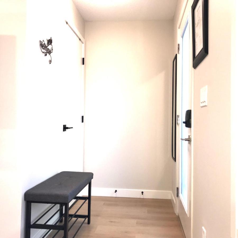 Brand New 2Br Condo With Outdoor Swimming Pool And Hot Tub Canmore Kültér fotó